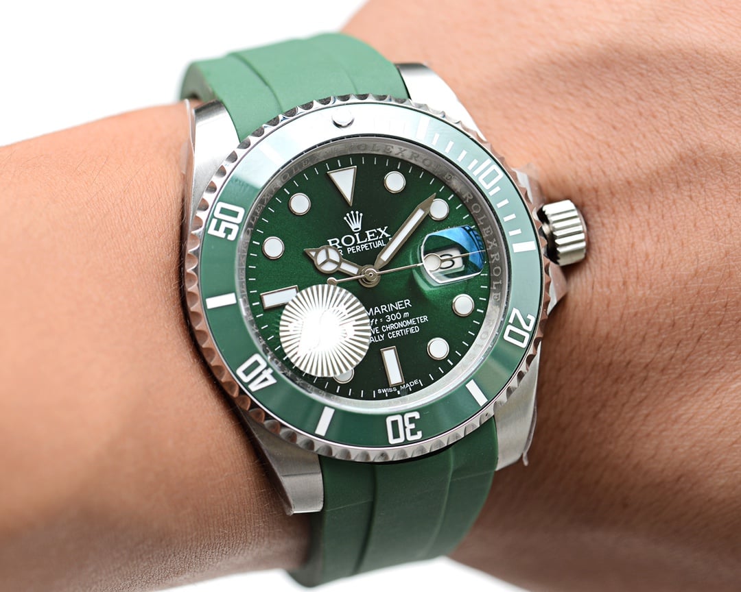 ロレックス サブマリーナー コピー116610LV MIYOTA 8215 自動巻き ムーブメントスーパーコピー国内発送後払い信用できるサイト