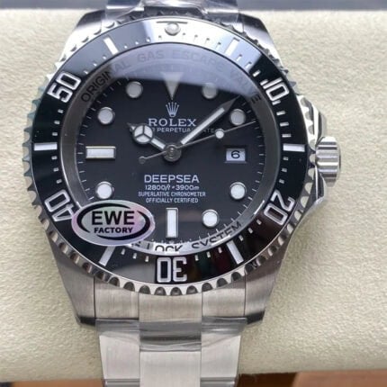 ロレックス ディープシー オイスター超スーパーコピー トップクラス136660-0006 Cal.3235 EWE工場