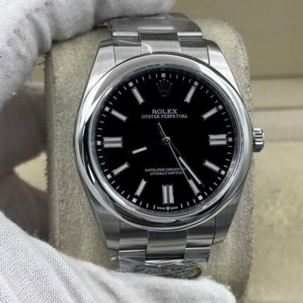 ロレックス超スーパーコピー トップクラスオイスターパーペチュアル41 124300-0002 Cal.3230 clean工場