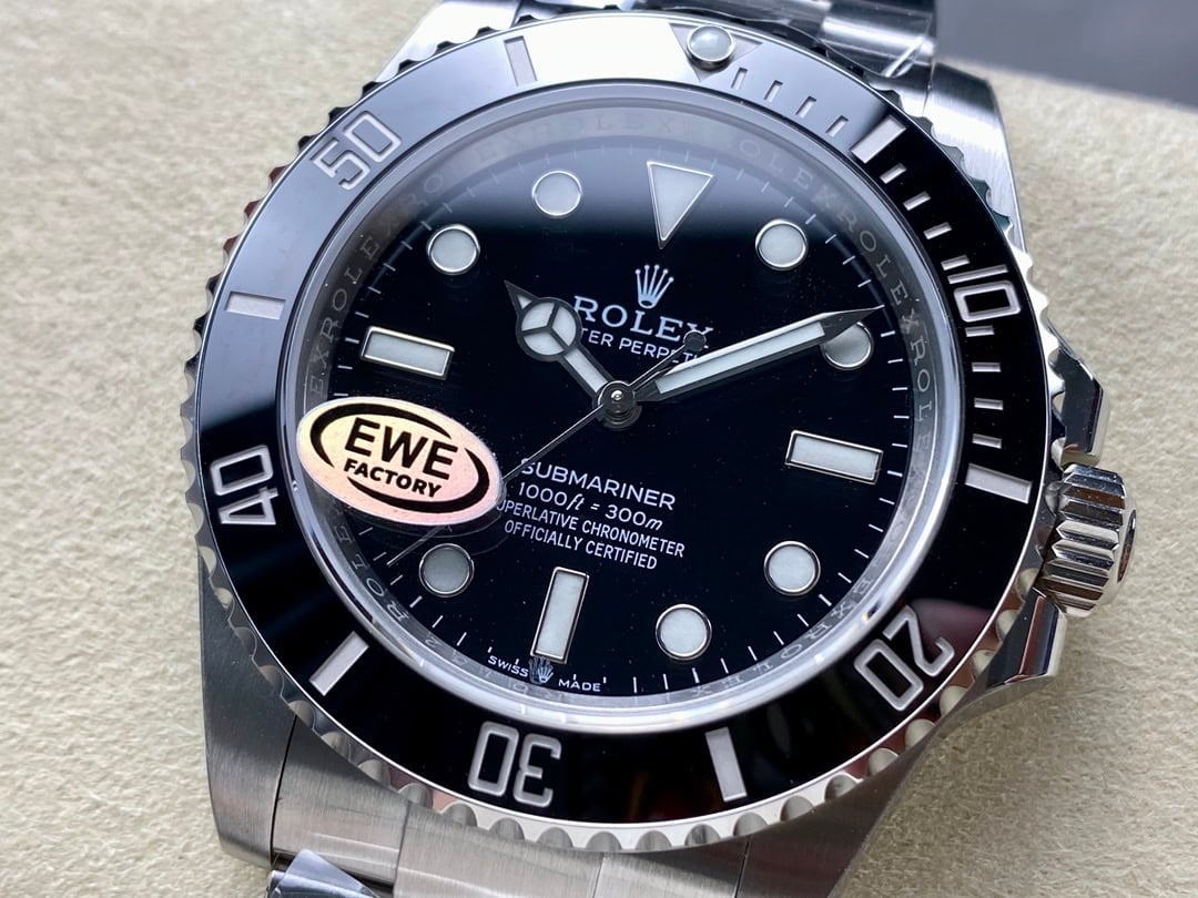ロレックスサブマリーナー超スーパーコピー トップクラス124060 41MM  Cal.3235 EWE工場