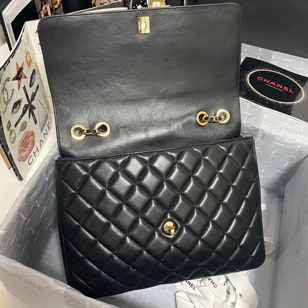 【シャネル】大人可愛い?マトラッセトップハンドル フラップ バッグA58608