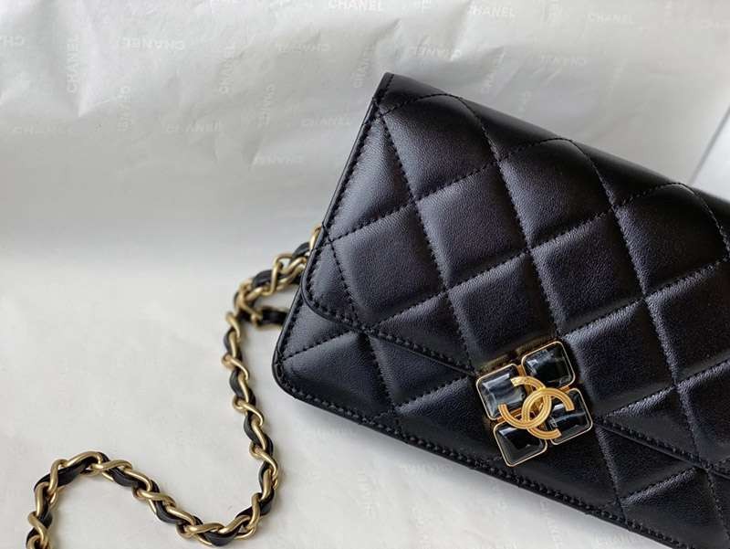 人気急上昇 シャネル チェーン ショルダーバッグ スーパーコピー shg05989