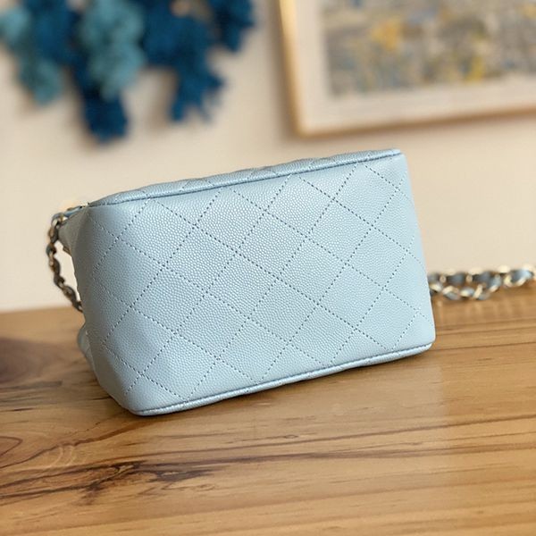 【日本未発売】シャネル スーパーコピー レディース ショルダーバッグ shg84228