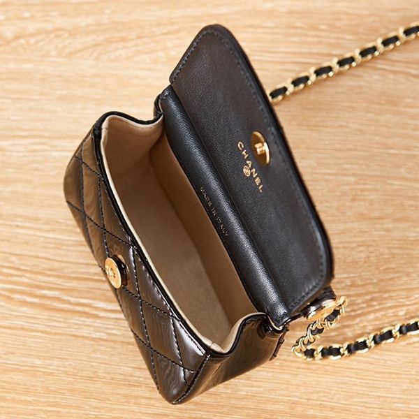 絶対欲しい！可愛い?シャネル ミニ フリップバッグ 偽物 AP3124