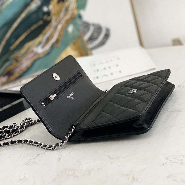 使い勝手良し シャネル CCロゴ チェーンウォレット コピー shn63239
