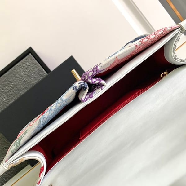 売上総額１位！シャネル パチモン 24P フラップバッグ 花柄 shi70615
