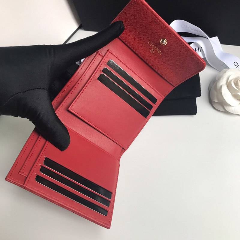 ギフトに最適?シャネル 三つ折 ウォレット 偽物 ボーイ シャネル shy35437