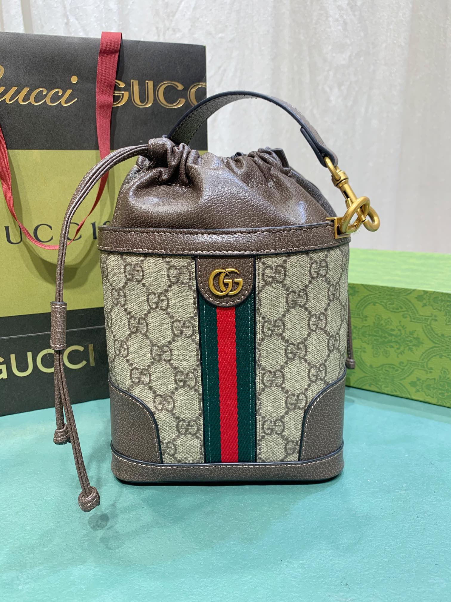 グッチ　GUCCI　オフィディア　GG バケットバッグ　巾着バッグ　GG Ophidia　ハンドバッグ　ブラウン　2WAY　ショルダーバッグ　斜め掛けバッグ - 画像 1
