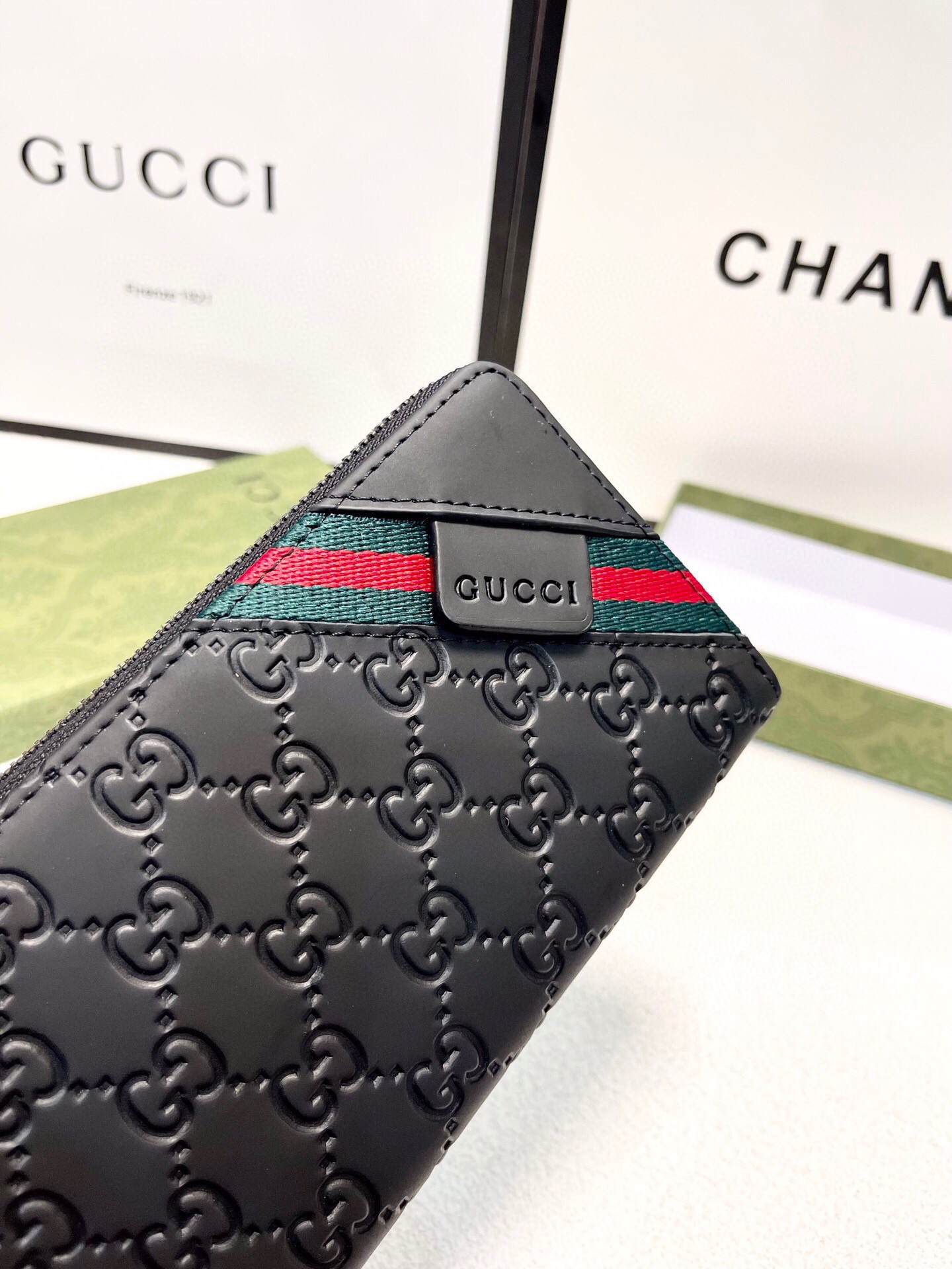 GUCCI グッチ 長財布 本革仕様 グッチロゴ ブラック - 画像 5