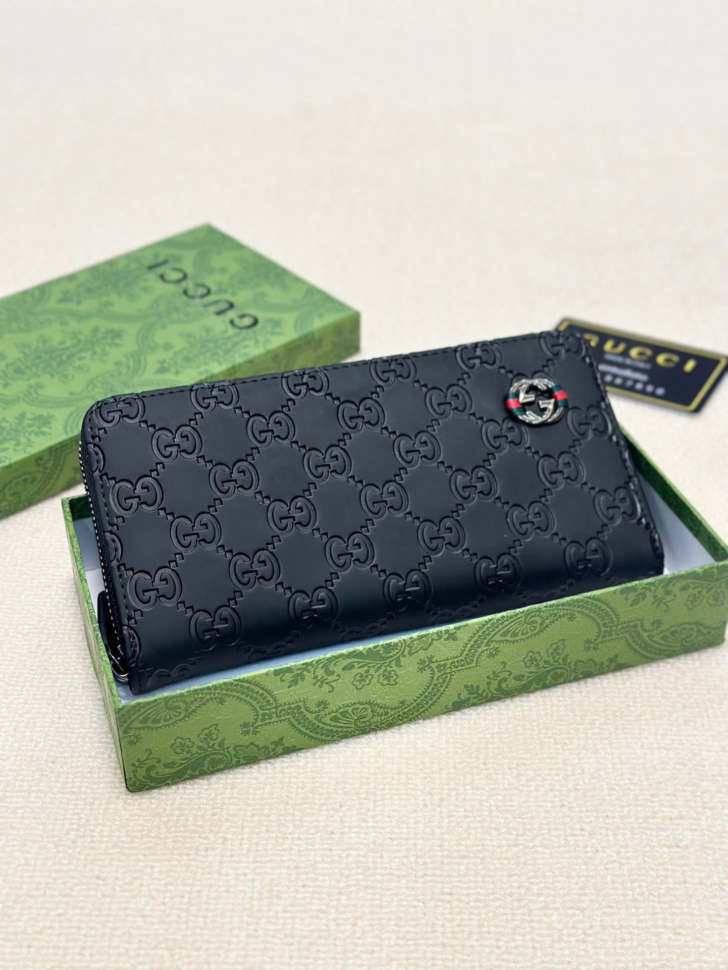 Gucci グッチ ロングジップ財布 本革仕様 磨砂牛革 黒 - 画像 1