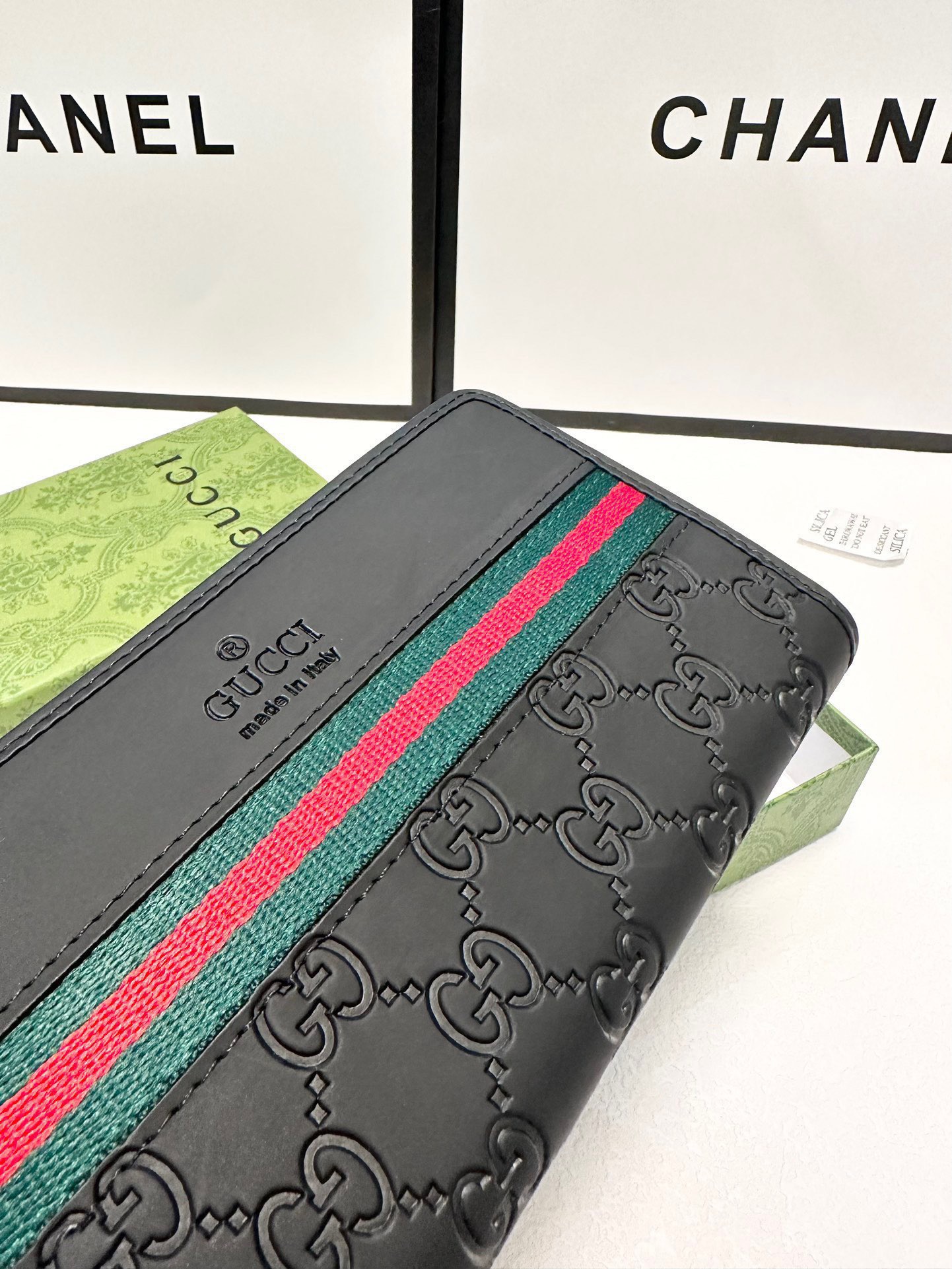 GUCCI グッチ 長財布 レザー インフィニティ デザイン ブラック - 画像 5