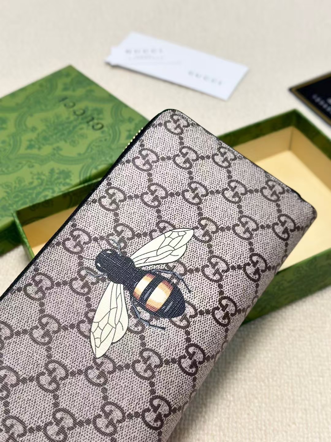 Gucci グッチ グッチ コインケース ビーズ ロングジップ アイコン ブラック ベージュ - 画像 5