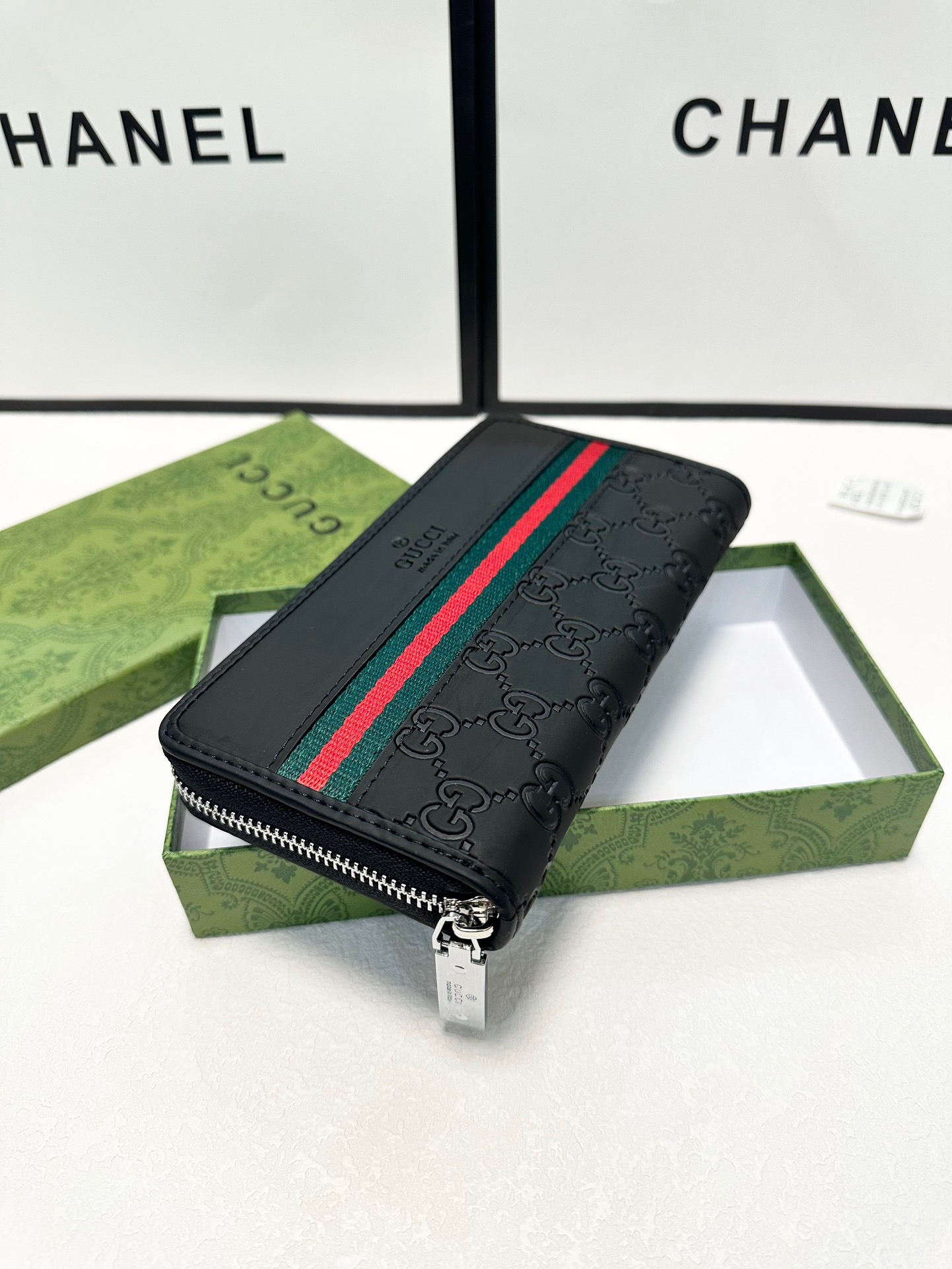 GUCCI グッチ 財布 ロングジップウォレット 黒 ブラック - 画像 2