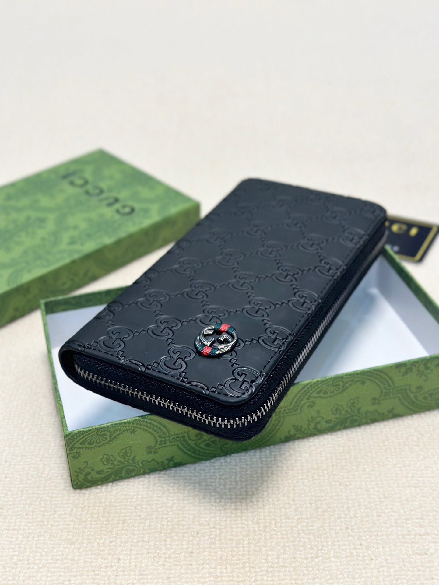 Gucci グッチ 長財布 本革 モノグラム ブラック - 画像 2