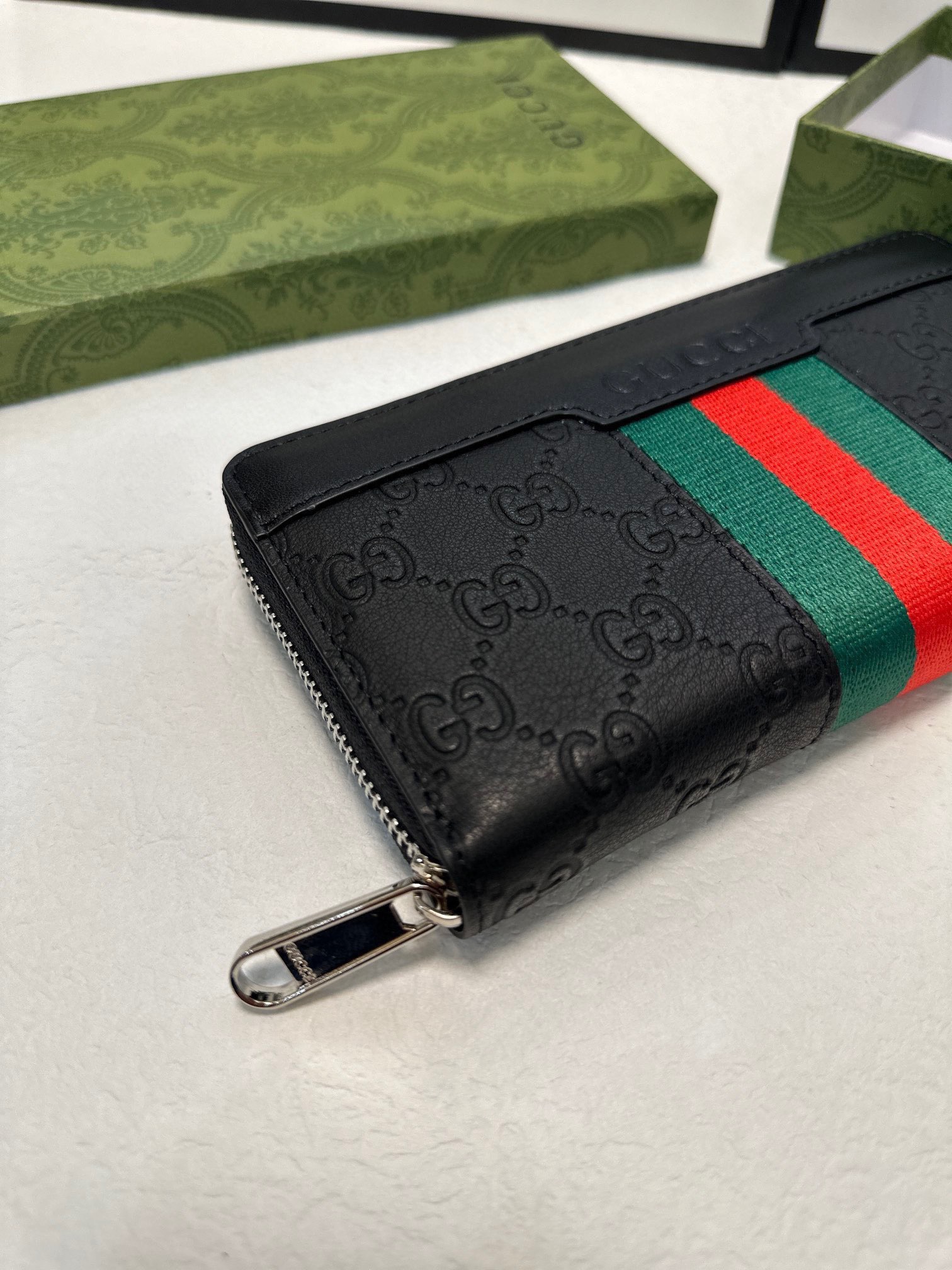GUCCI グッチ 長財布 本革仕様 ライダース ブラック - 画像 4