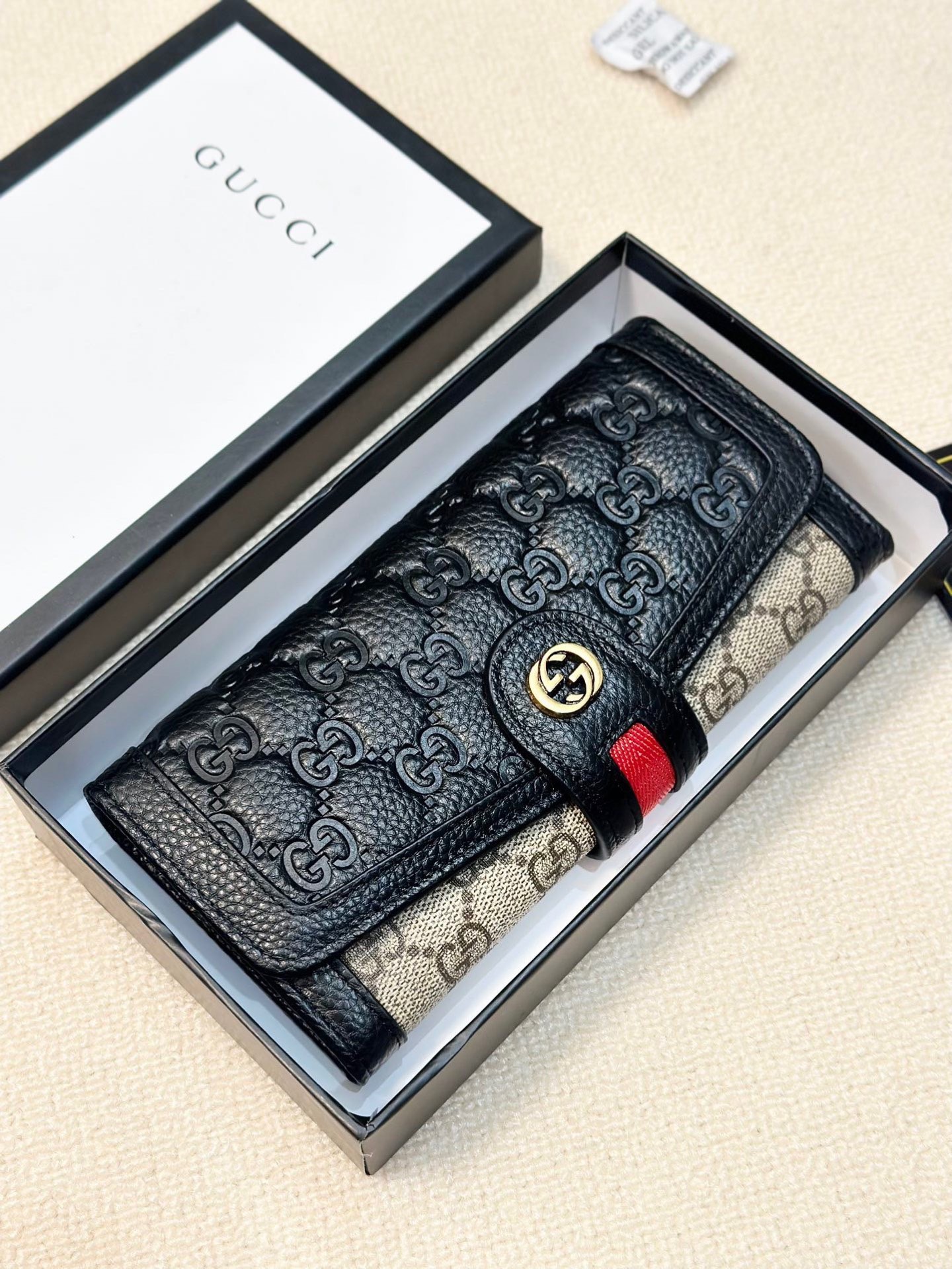 GUCCI グッチ 二つ折り財布 P95 ブラック ファスナー - 画像 2