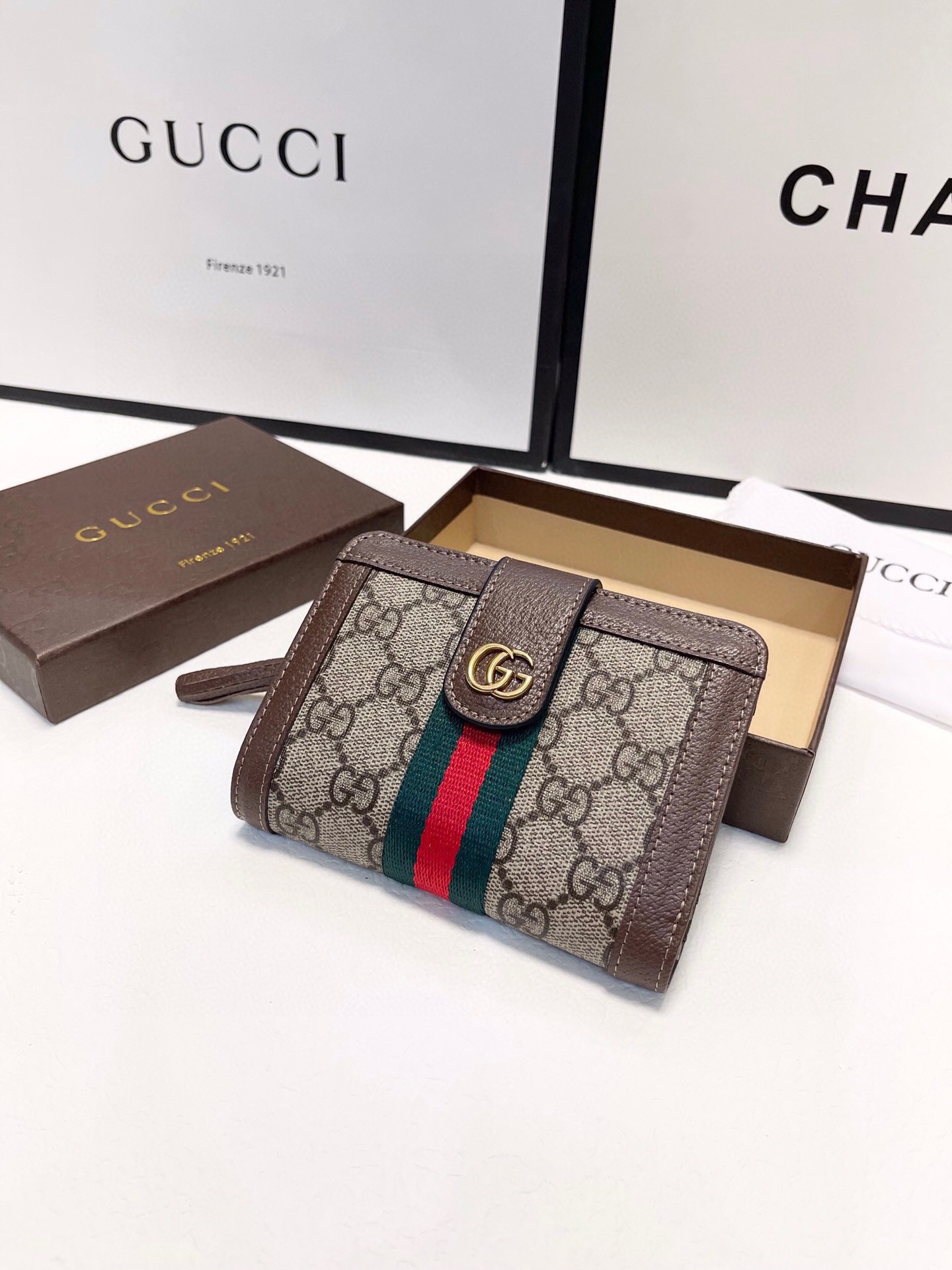 GUCCI グッチ 三つ折り財布 カードケース 本革仕様 3色展開 - 画像 9