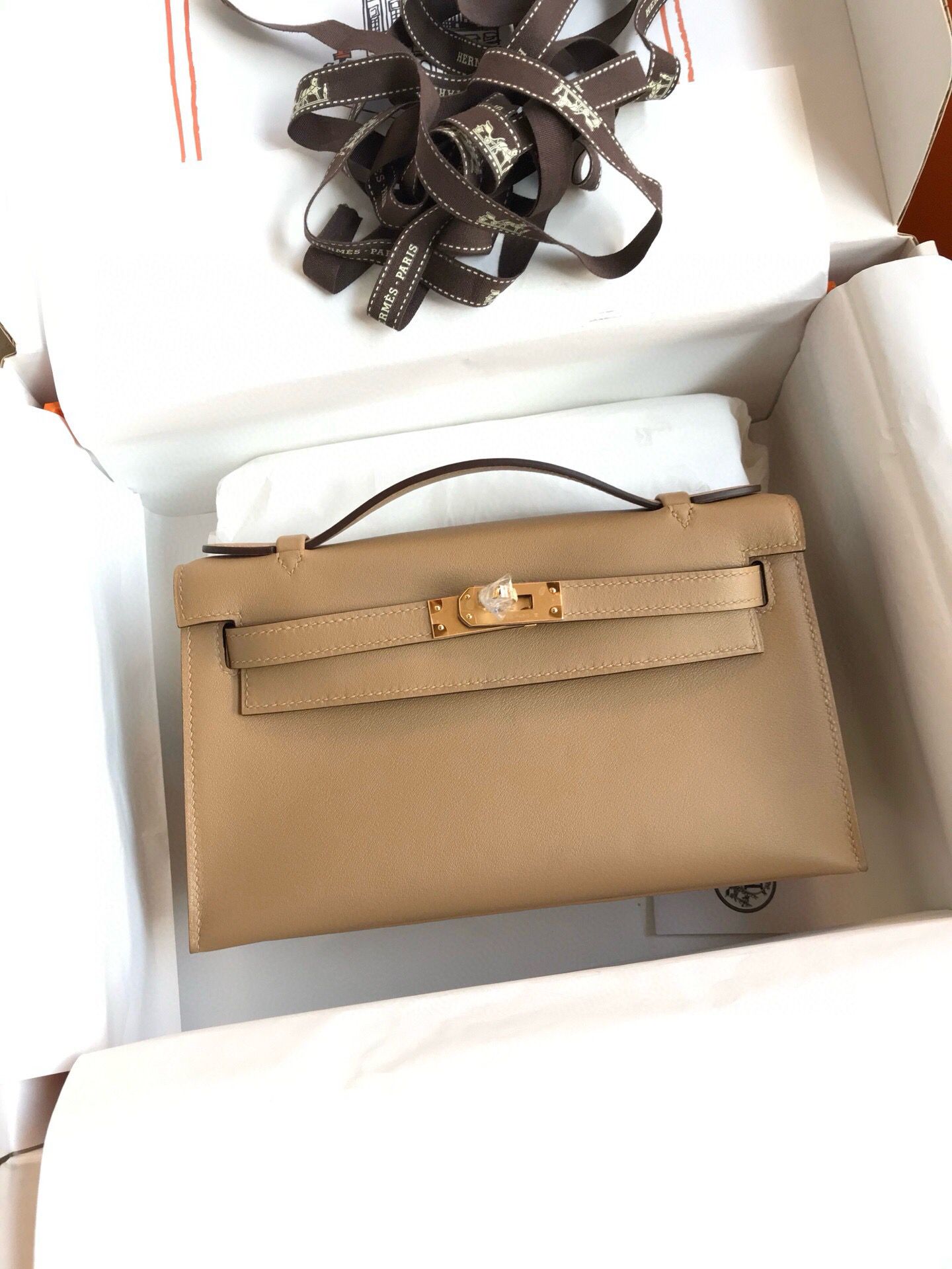 ハーフ手縫い　HERMES　エルメス　ポシェットケリー　スイフト　ミニバッグ　レディース　ハンドバッグ　クラッチバッグ　牛革 - 画像 12