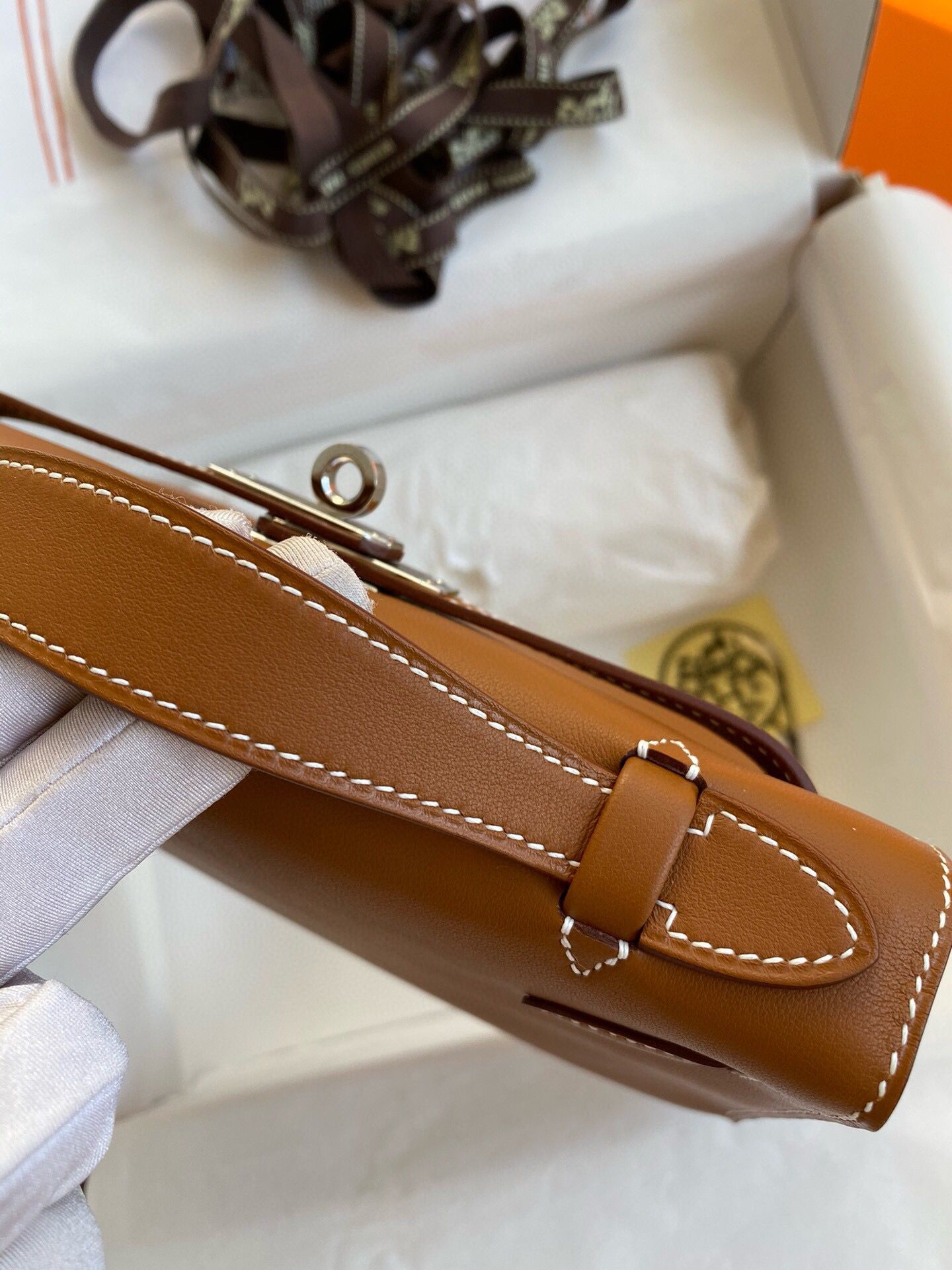 ハーフ手縫い　HERMES　エルメス　ポシェットケリー　スイフト　ミニバッグ　レディース　ハンドバッグ　クラッチバッグ　牛革 - 画像 19