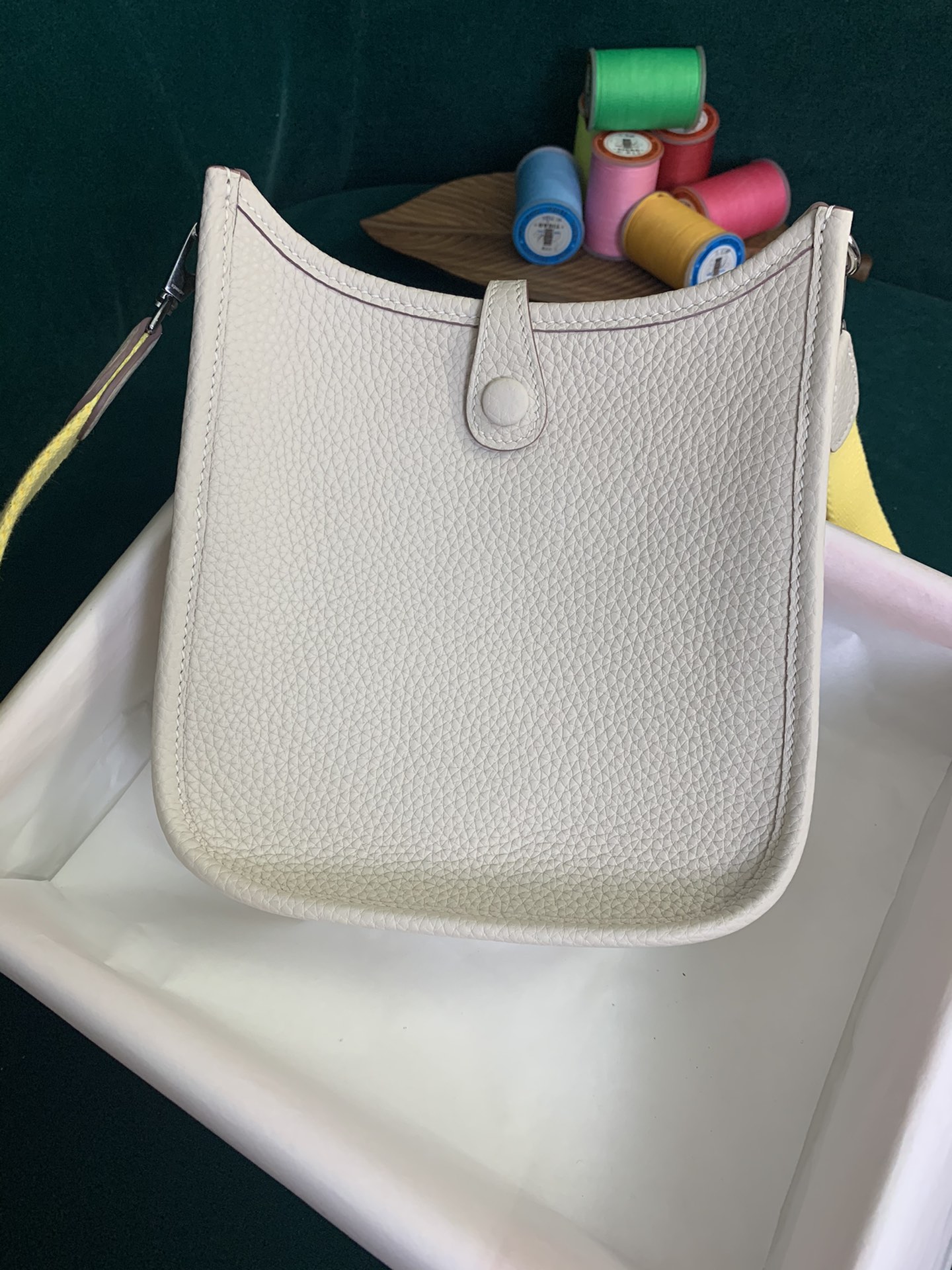 エルメスハーフ手縫いEvelyne Mini エルメスエブリンミニ TPM 16 Hermes 豊富な在庫 シルバー/ゴールド金具 ショルダーバッグ アマゾン?ジグザグ ミニショルダー 33色 - 画像 6