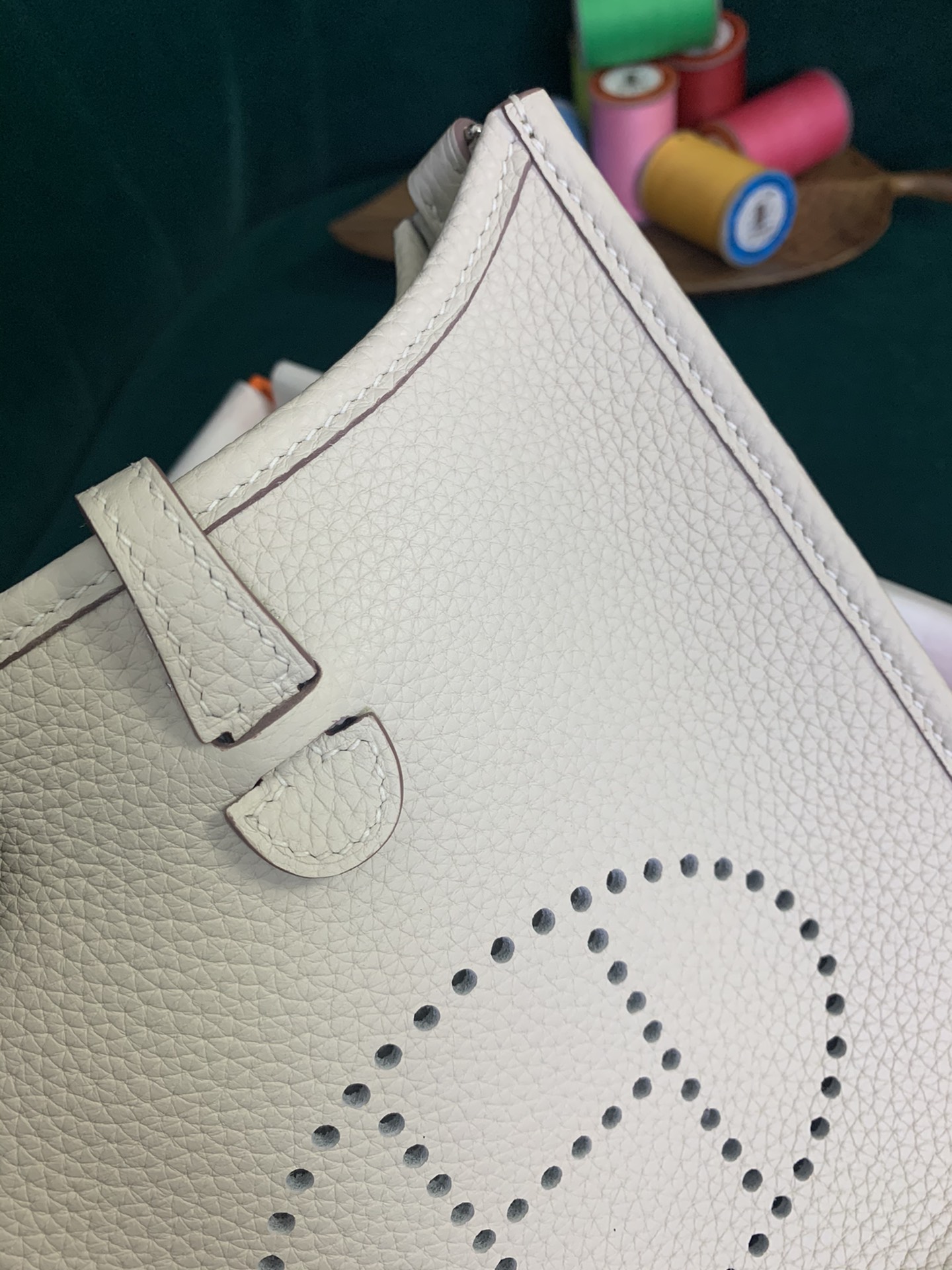 エルメスハーフ手縫いEvelyne Mini エルメスエブリンミニ TPM 16 Hermes 豊富な在庫 シルバー/ゴールド金具 ショルダーバッグ アマゾン?ジグザグ ミニショルダー 33色 - 画像 8
