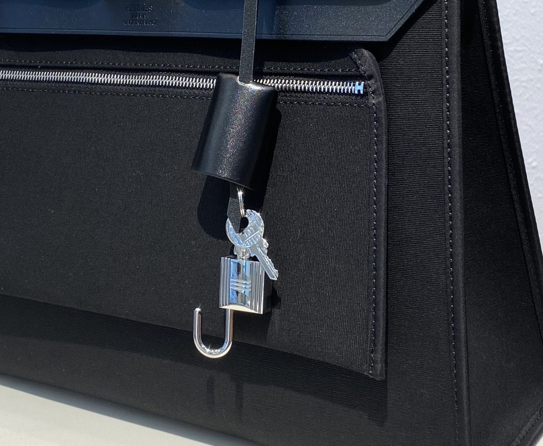 Hermes herbag　エルメス　2WAYバッグ　エールバッグジップPM 31　ショルダーバッグ　ハンドバッグ　外縫い　キャンバス×レザー　本革　24色 - 画像 12
