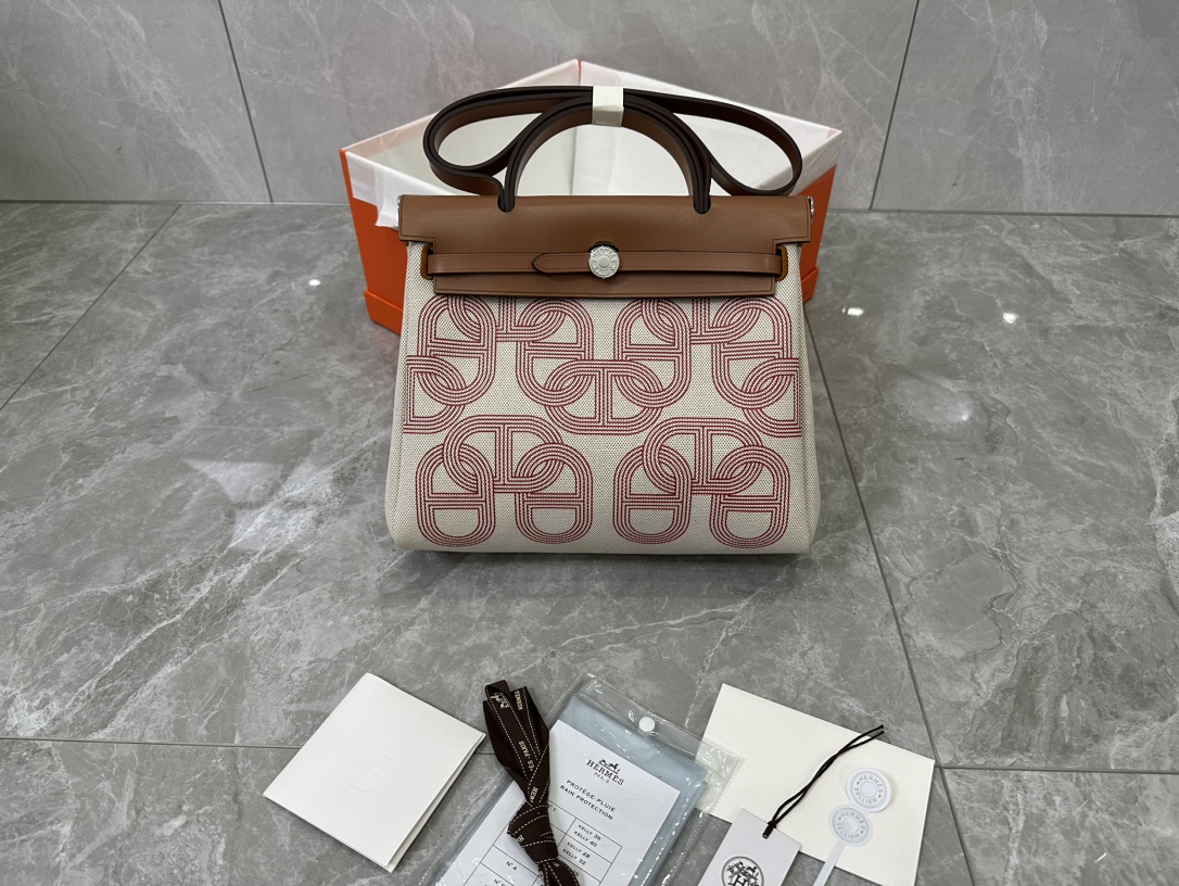 鮮やかカラーが素敵?Hermes　Herbag 31　エルメス　ショルダーバッグ　2WAY　エールバッグ　キャンバス　レディース　バッグ　15色 - 画像 7