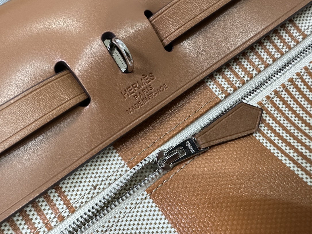 鮮やかカラーが素敵?Hermes　Herbag 31　エルメス　ショルダーバッグ　2WAY　エールバッグ　キャンバス　レディース　バッグ　15色 - 画像 21