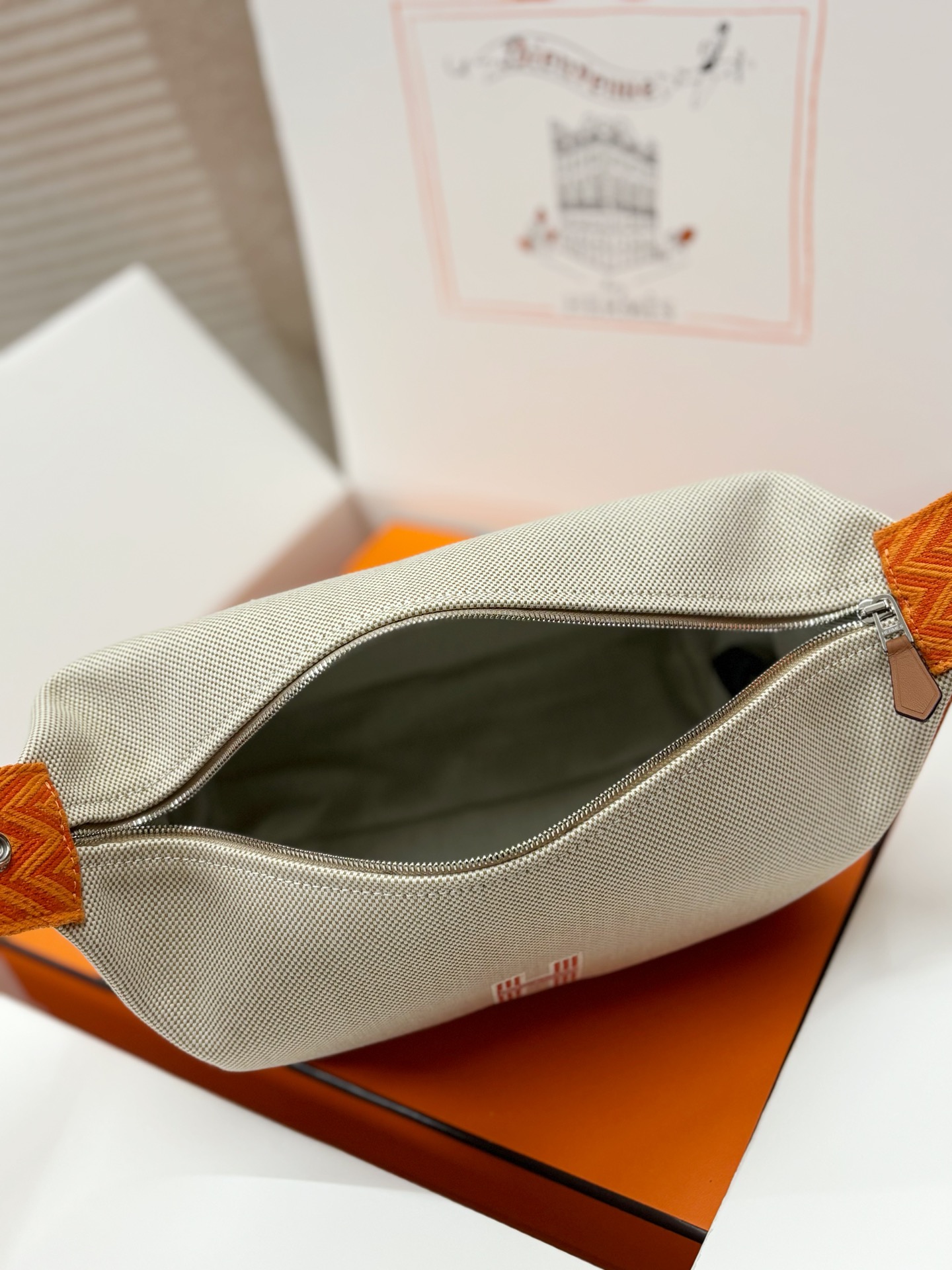 Hermes　エルメス　ZigzagBride-a-Brac　ブリッドアブラック　GM/PM　 ポーチ　Hナッテ　クラッチバッグ　レディースバッグ　6色 - 画像 6