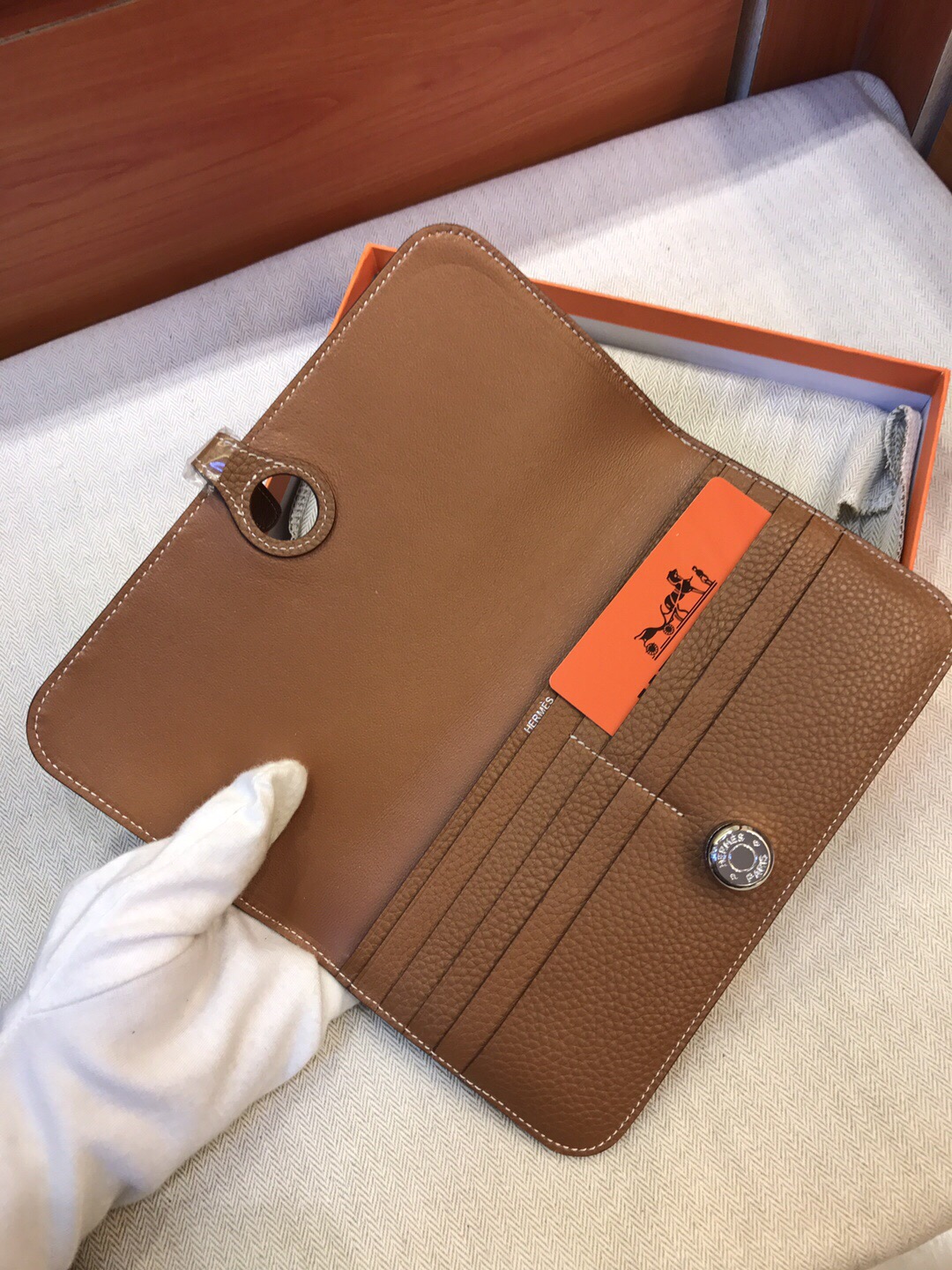 Hermes　エルメス　ドゴンロング　財布 おしゃれ　カードケース　コイン入れ　15色　シルバー金具　長財布 - 画像 6
