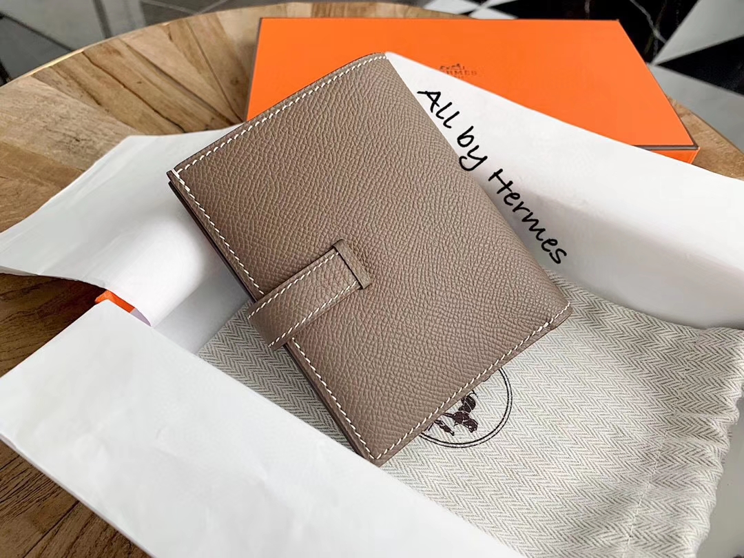 エルメス　HERMES　ベアンコンパクト　二つ折り財布　14色選択可　オシャレ財布　シルバー金具　財布 - 画像 4