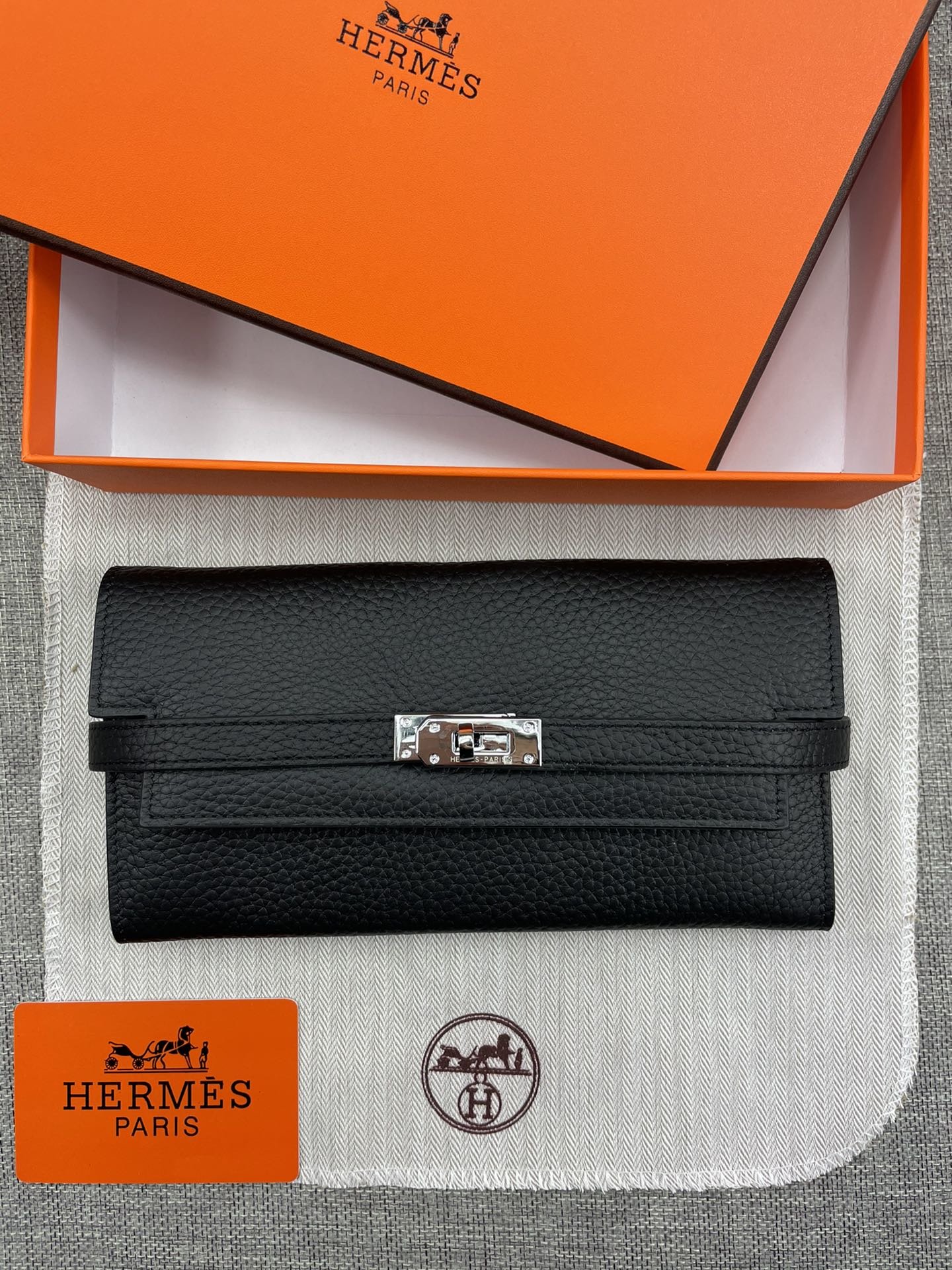 個性的なデザ Hermes エルメス実物の写真 N品スーパーコピー財布代引き対応国内発送後払い安全必ず届く優良サイト