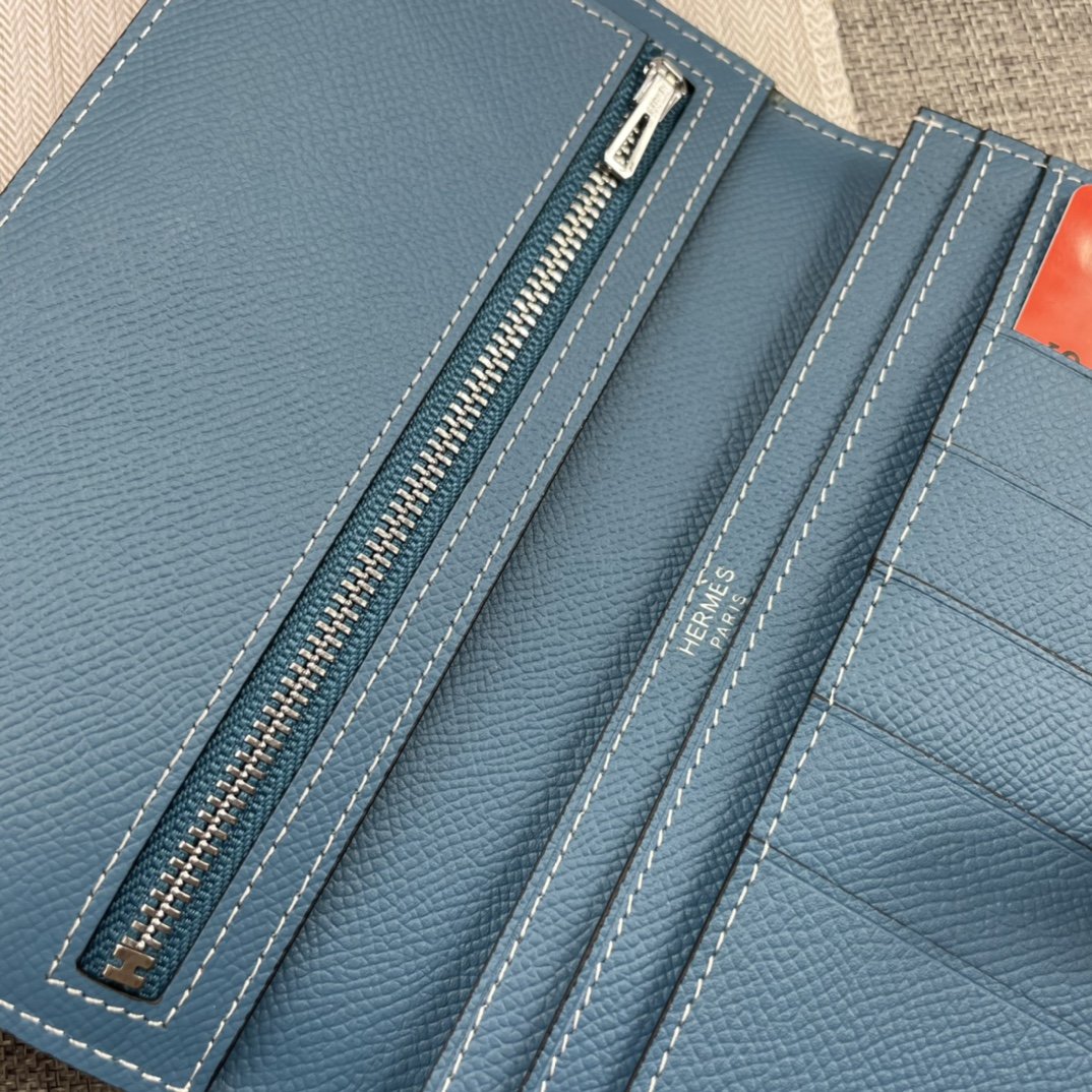 個性的なデザ Hermes エルメス実物の写真 N品スーパーコピー財布代引き対応国内発送後払い安全必ず届く優良サイト