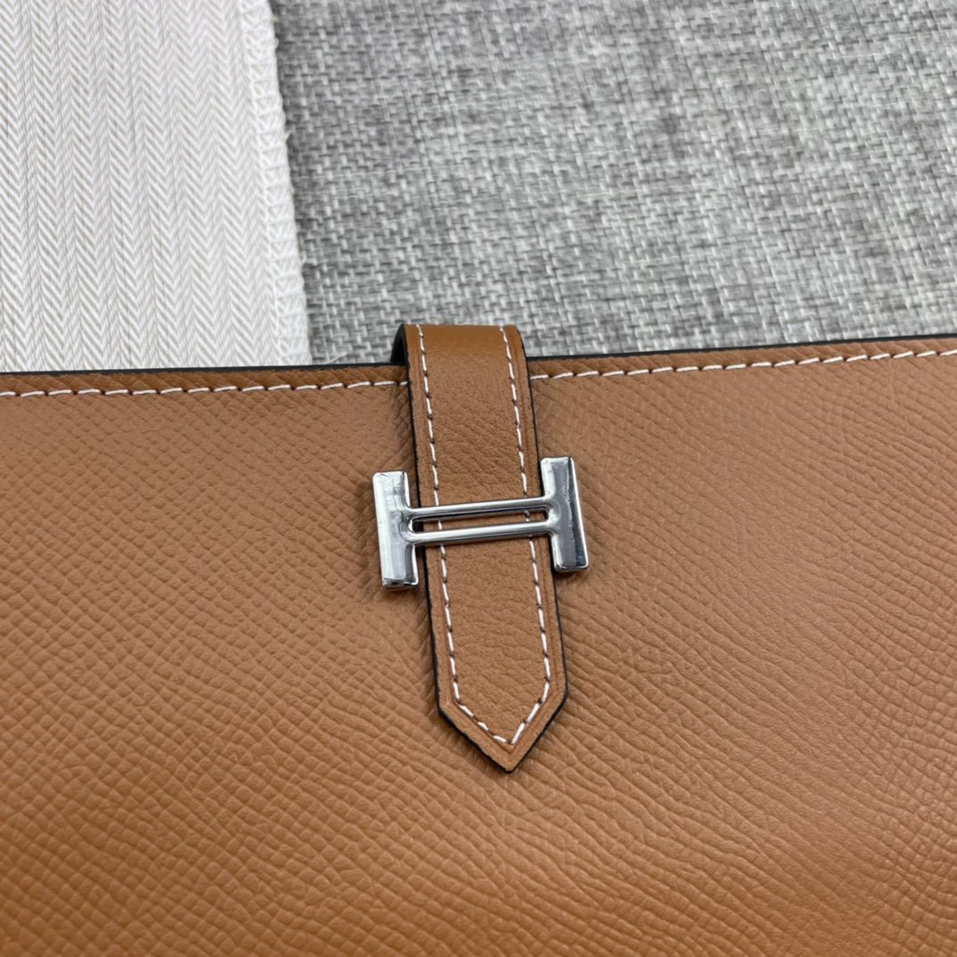 個性的なデザ Hermes エルメス実物の写真 N品スーパーコピー財布代引き対応国内発送後払い安全必ず届く優良サイト