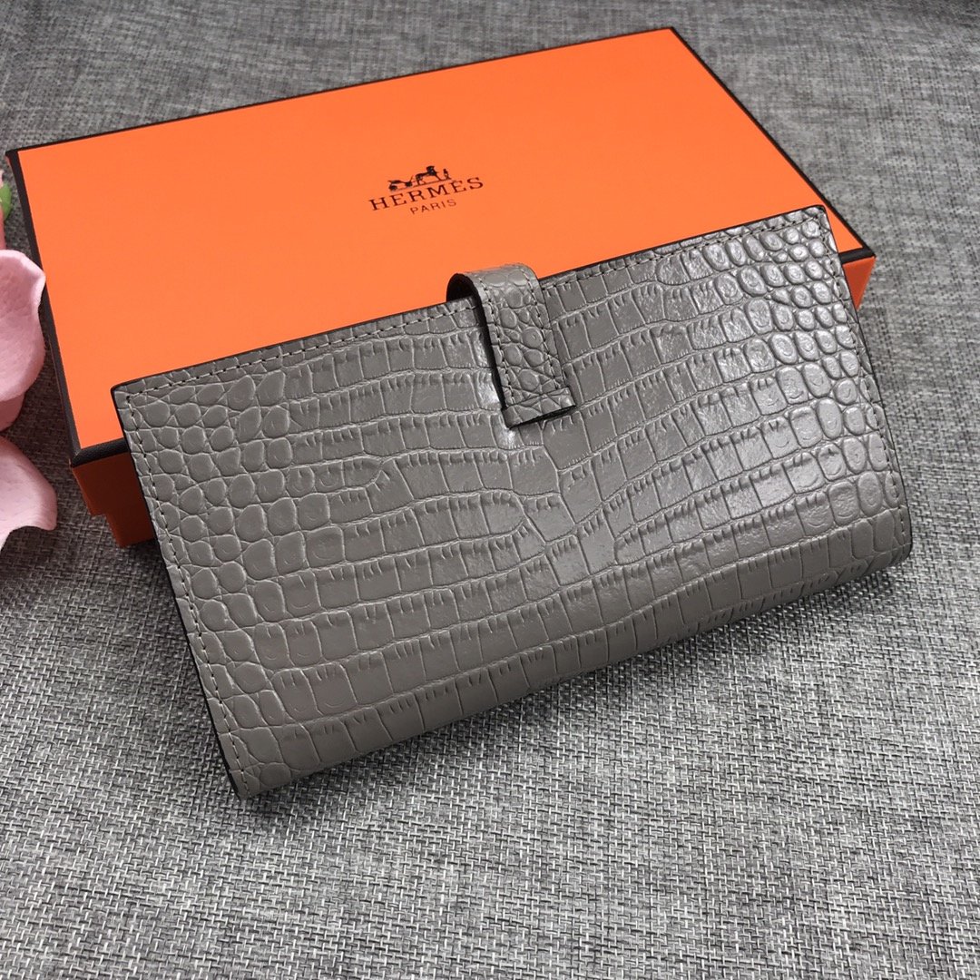 個性的なデザ Hermes エルメス実物の写真 N品スーパーコピー財布代引き対応国内発送後払い安全必ず届く優良サイト
