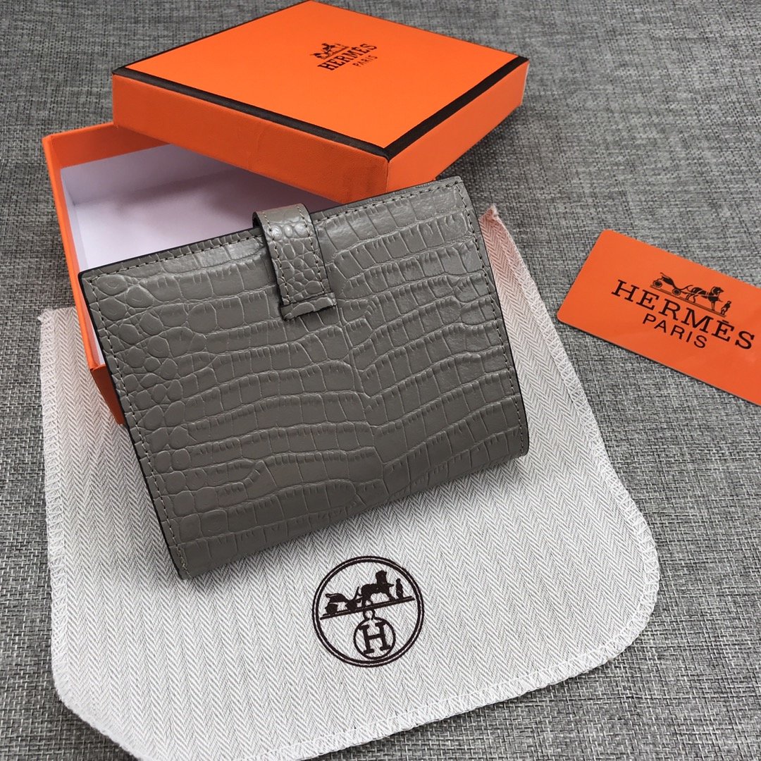 個性的なデザ Hermes エルメス実物の写真 N品スーパーコピー財布代引き対応国内発送後払い安全必ず届く優良サイト