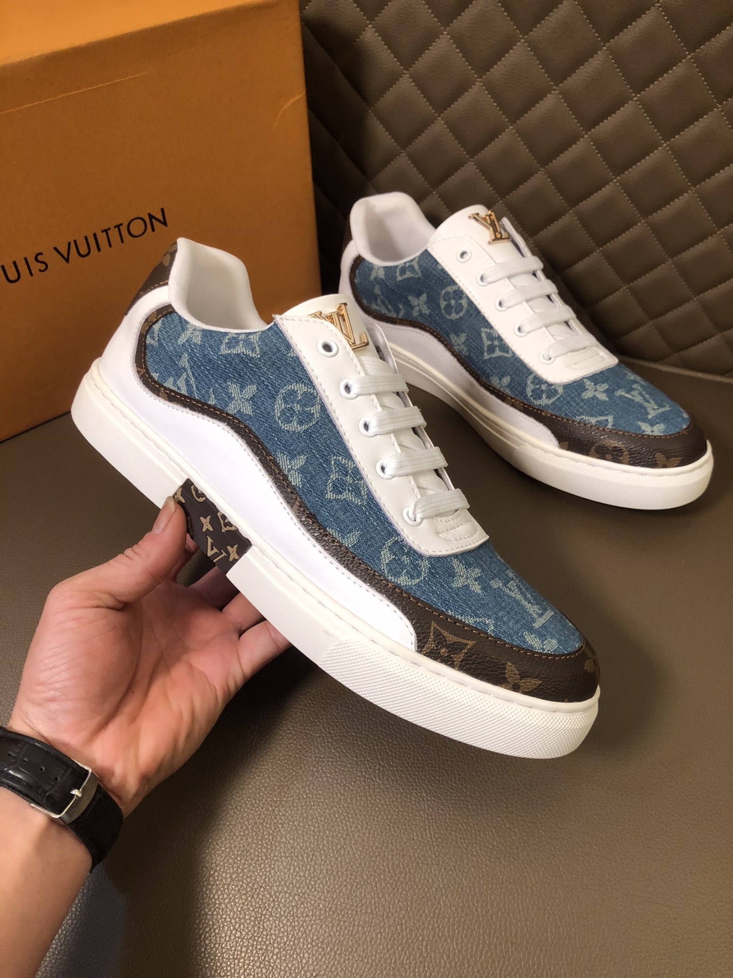 超人気美品 Louis Vuitton スニーカー スーパーコピー後払い通販信用できる