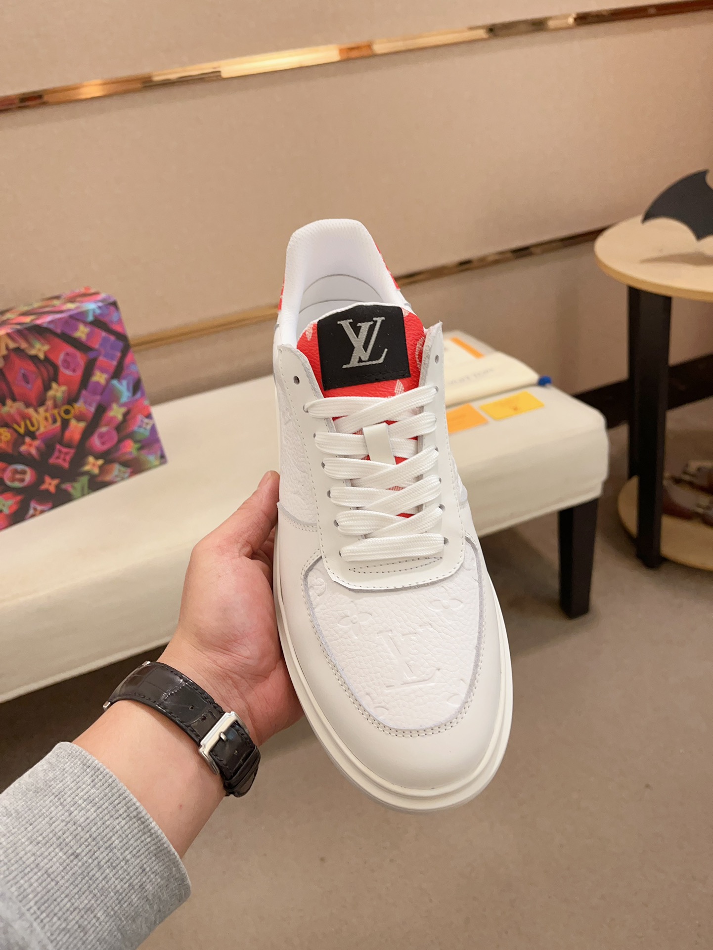 超人気美品 Louis Vuitton スニーカー スーパーコピー信用できるサイト