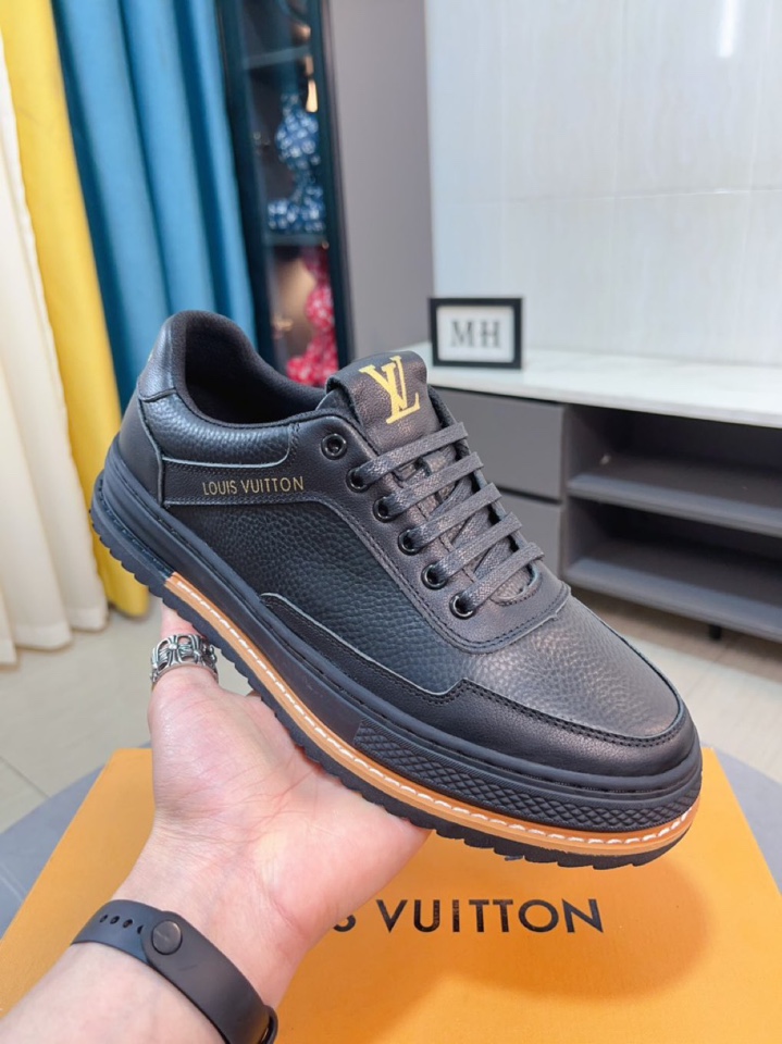大人気定番 Louis Vuitton スニーカー スーパーコピー安全なサイト