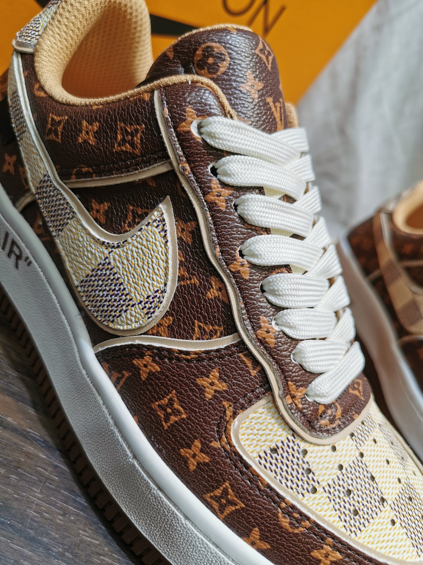 LV