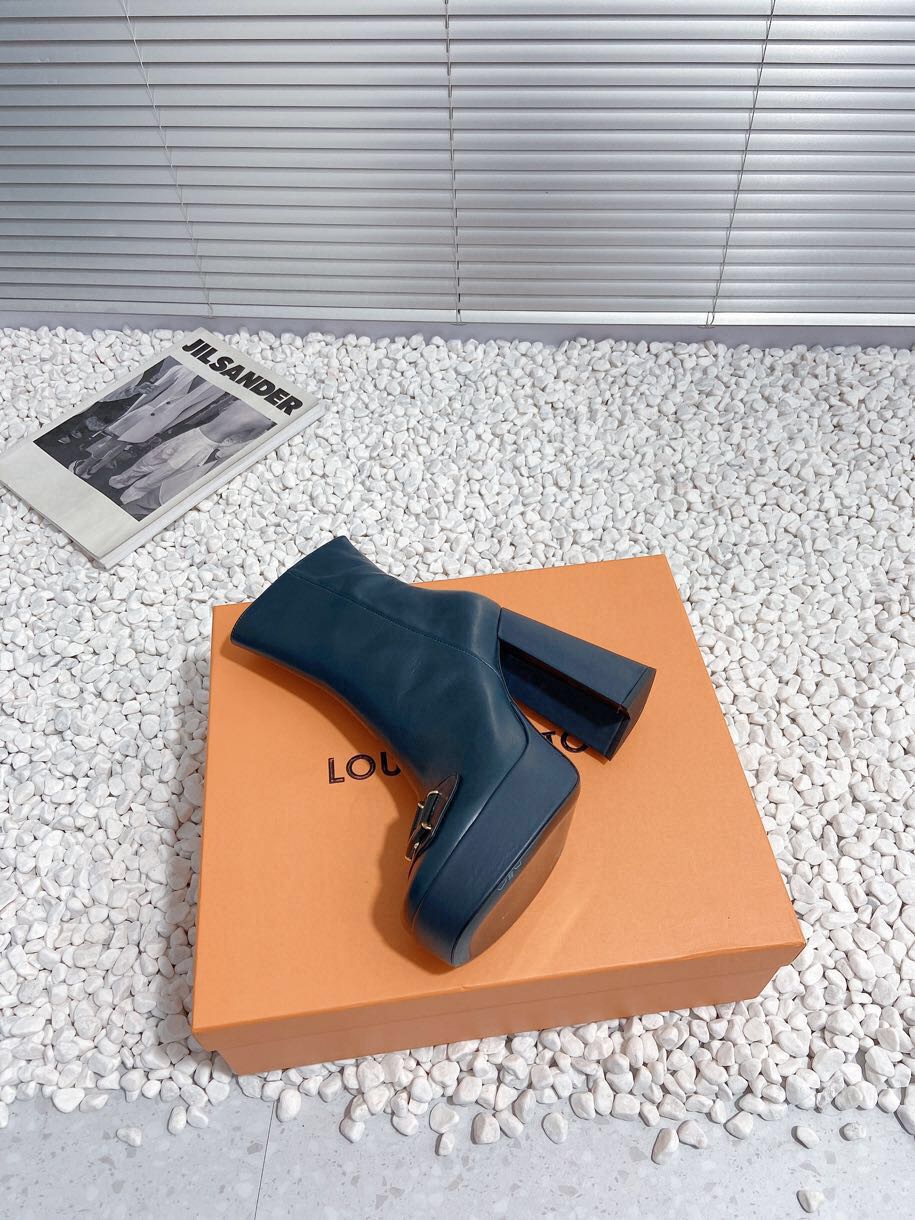 LV