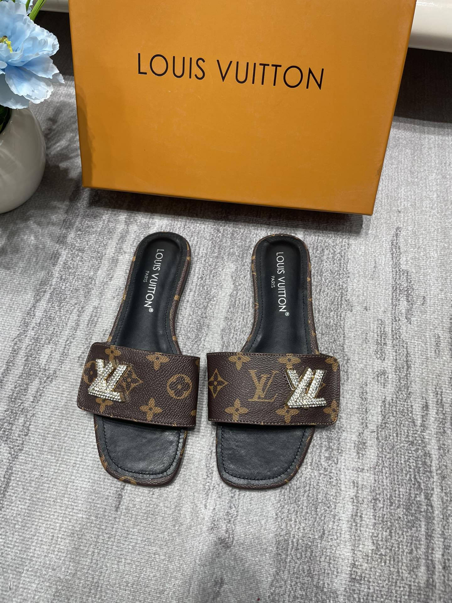 LV