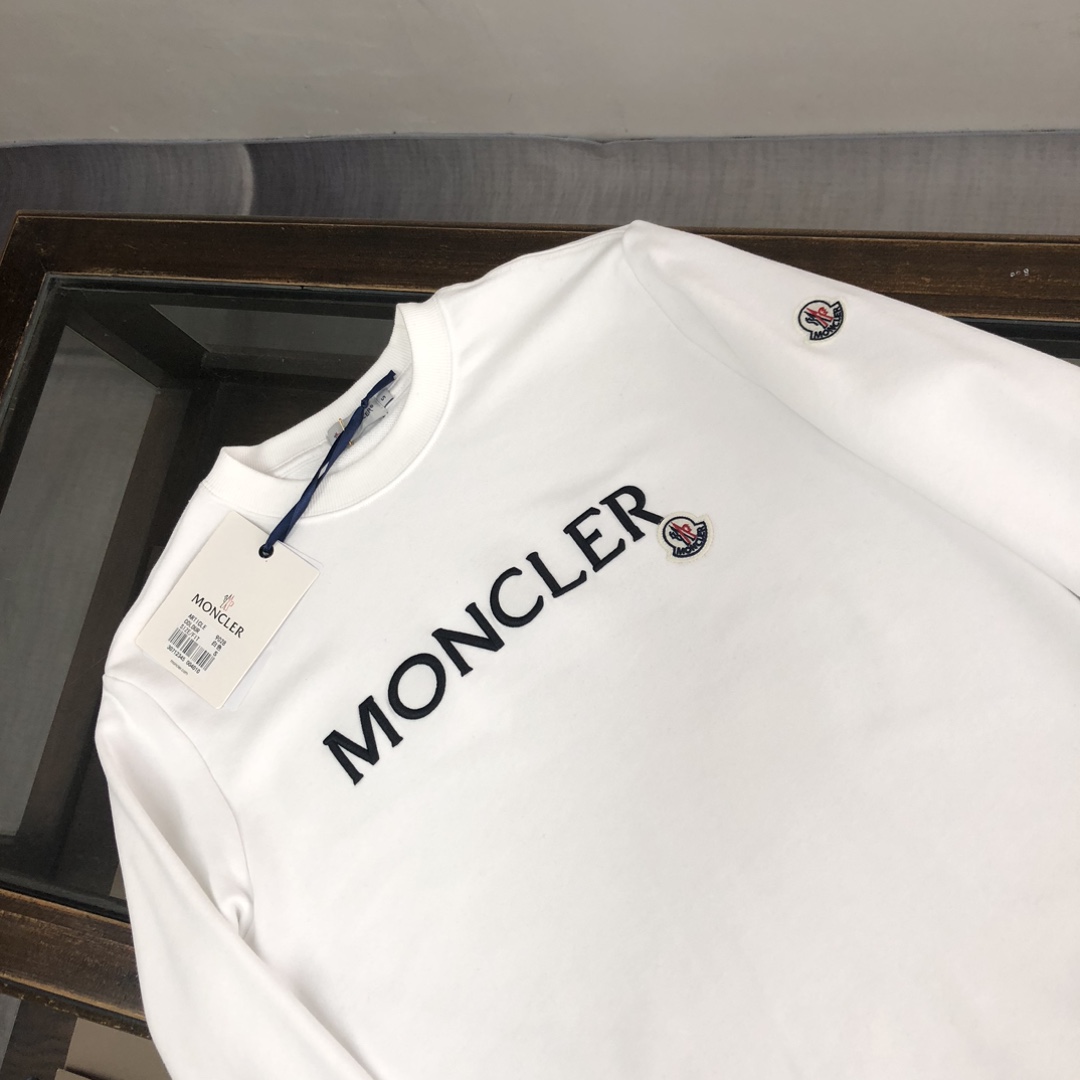 Moncler