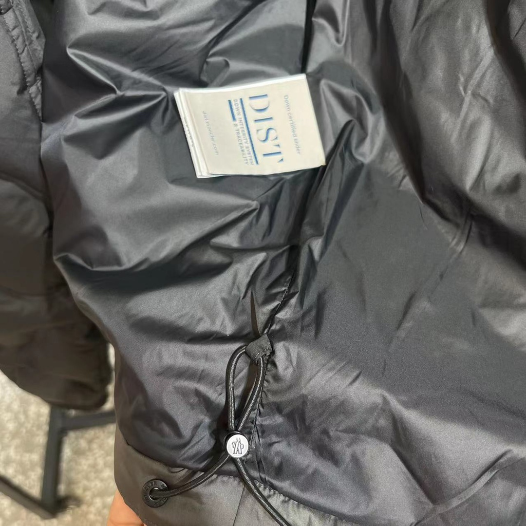 Moncler