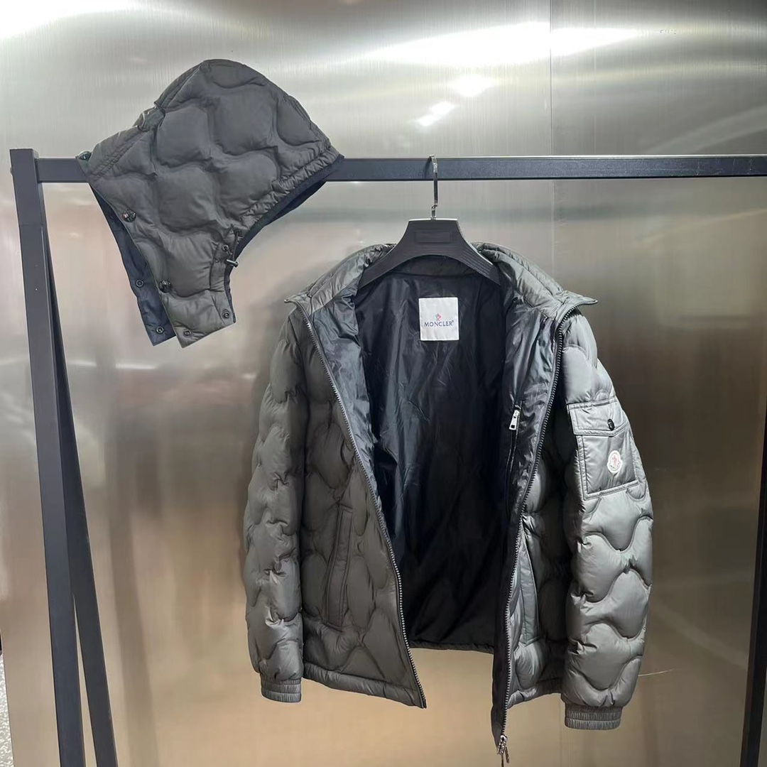 Moncler