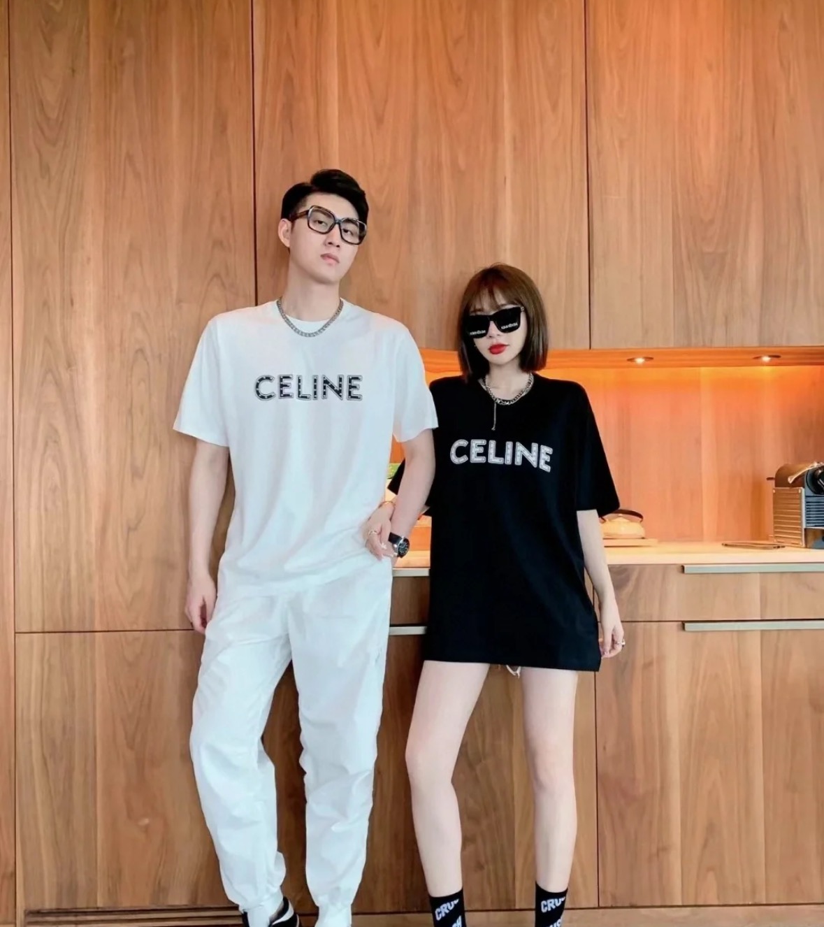2色 セリーヌ Celine 半袖Tシャツ メンズ レディース XS S M L サイズ大きめ スーパーコピー後払い人気サイト