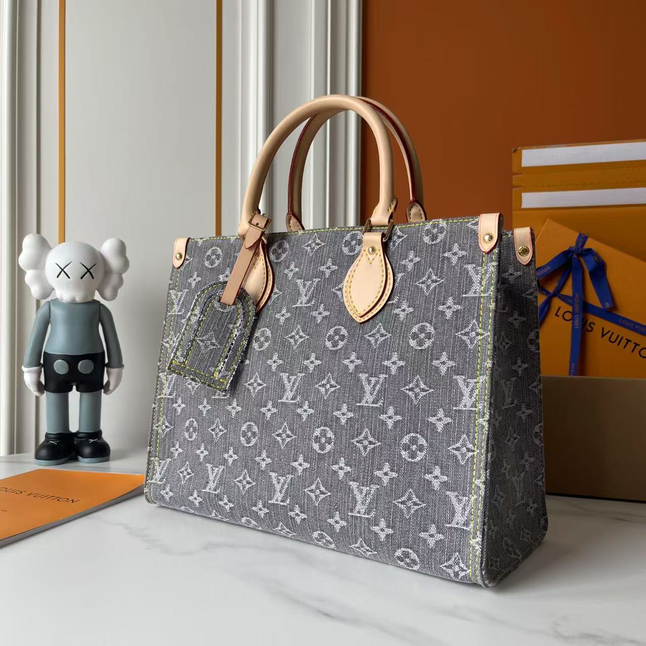 人気商品  ルイヴィトン オンザゴー LV  Onthego M13189 M46871 M45039 M45321  Monogram デニムスーパーコピー バッグ  代引き後払い可能国内発送