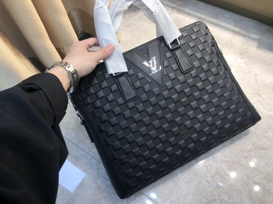 ルイヴィトン ビジネスバッグ Damier Infini 8273-1 LVスーパーコピー バッグN品国内発送後払い代引き可能安全