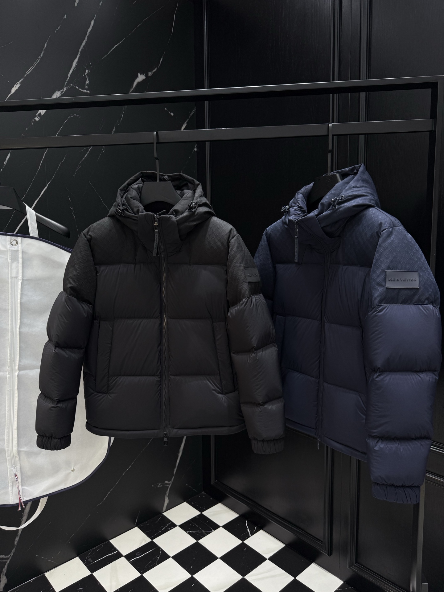 ルイヴィトン ダウンジャケット LV スーパーコピー服 95アヒルの羽毛 M L XL XXL XXXL